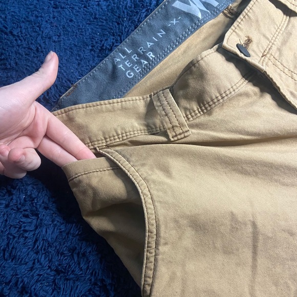 Wranglers Khaki Cargo pants - Picture 6 of 7